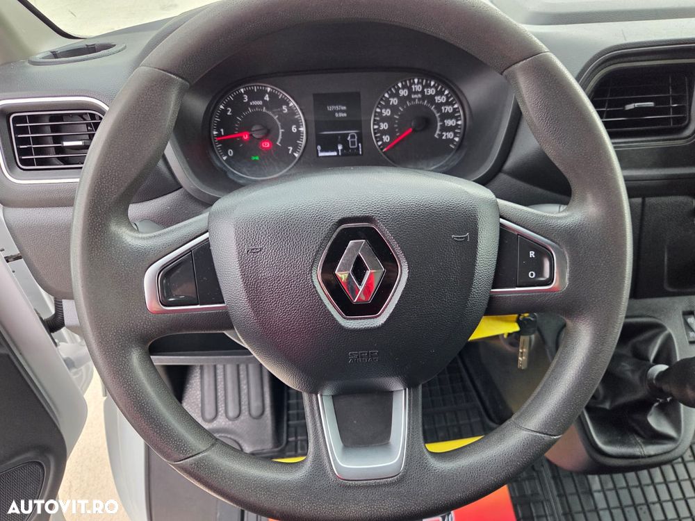 Renault New Master L2H2 - 23
