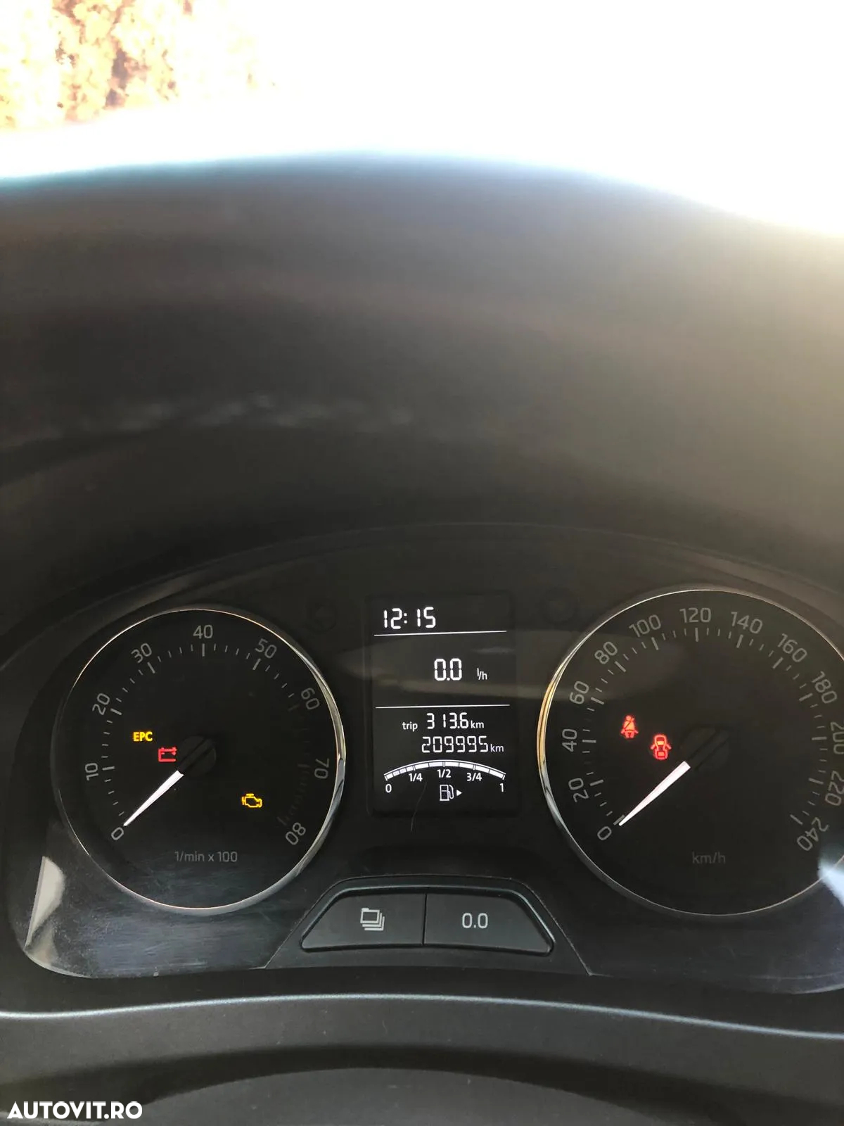 Skoda RAPID 1.2 TSI Active - 6