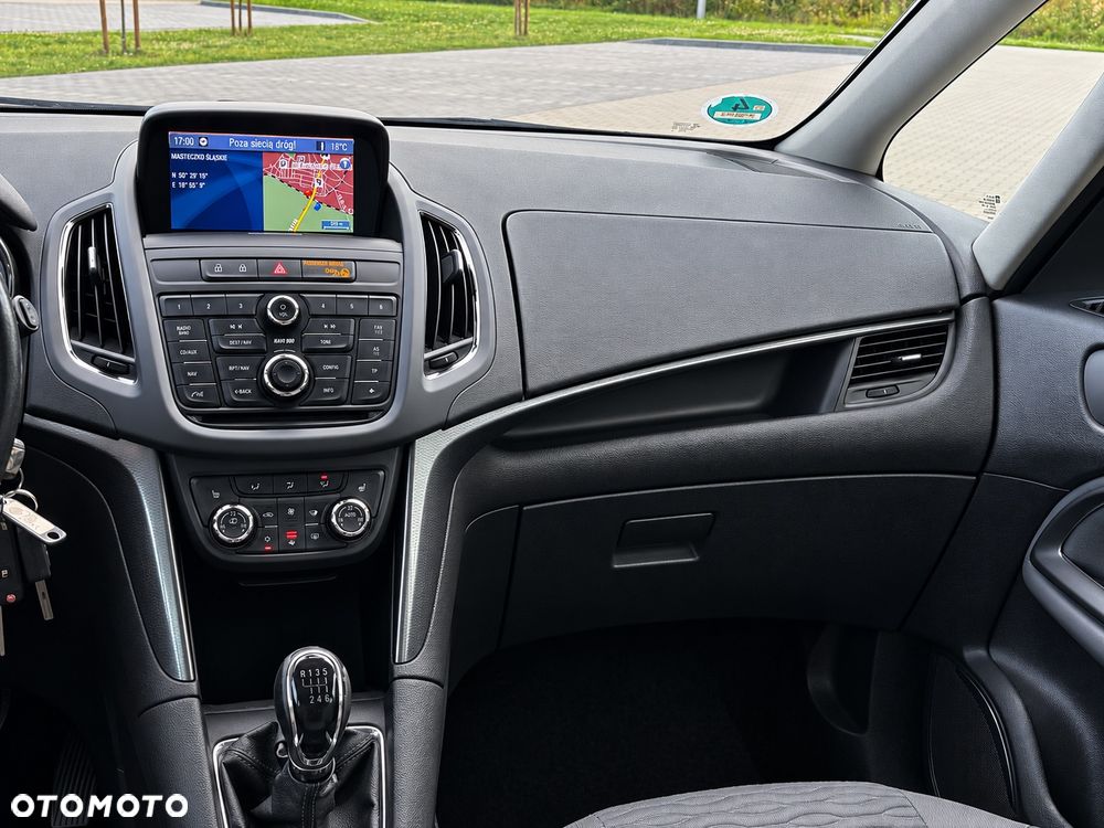 Opel Zafira 1.4 T Cosmo EcoFLEX S&S - 26