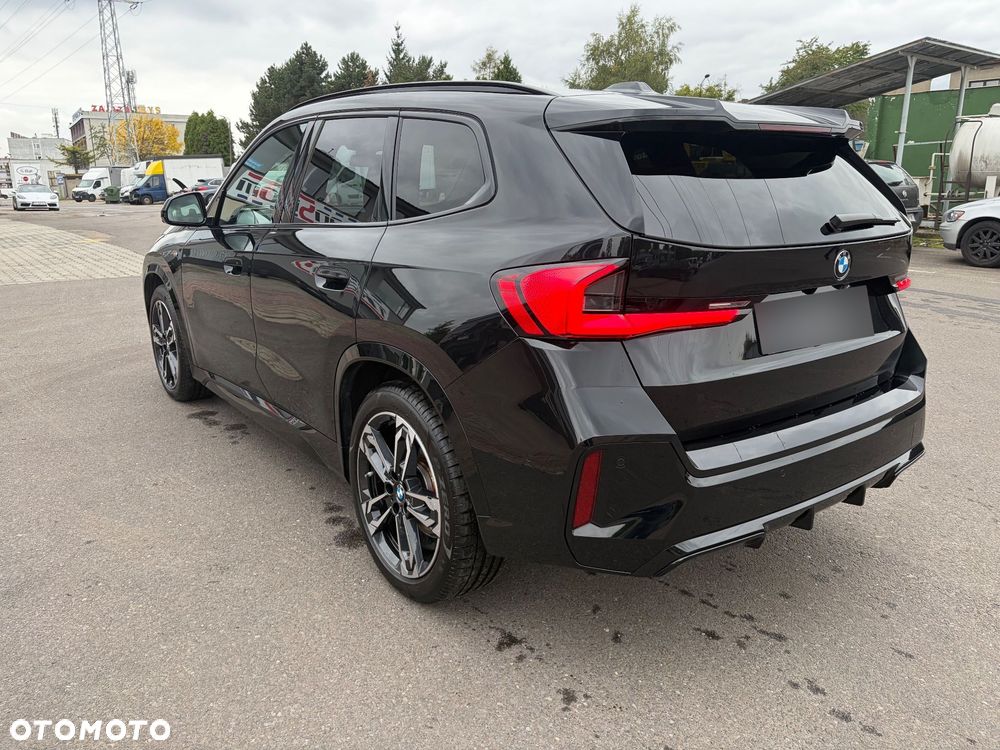 BMW X1 xDrive23i mHEV M Sport - 4