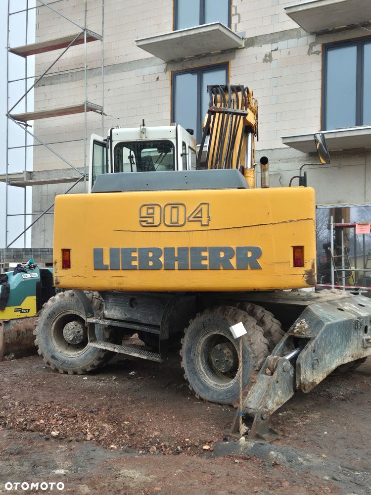 Liebherr 904 - 11