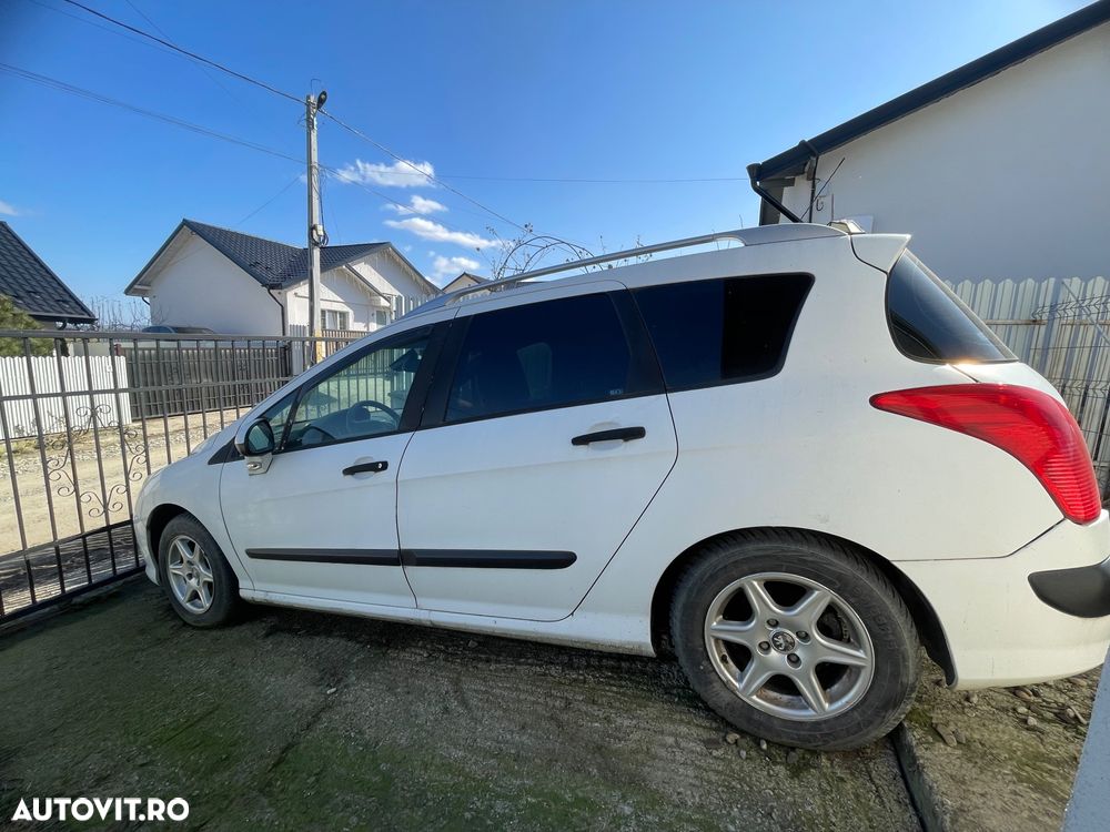 Peugeot 308 1.6 HDI FAP Allure - 3
