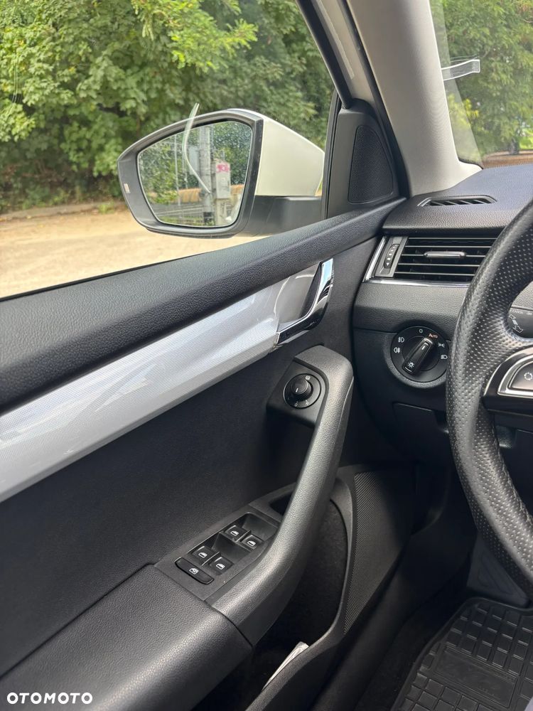 Skoda Octavia 2.0 TDI Style - 14