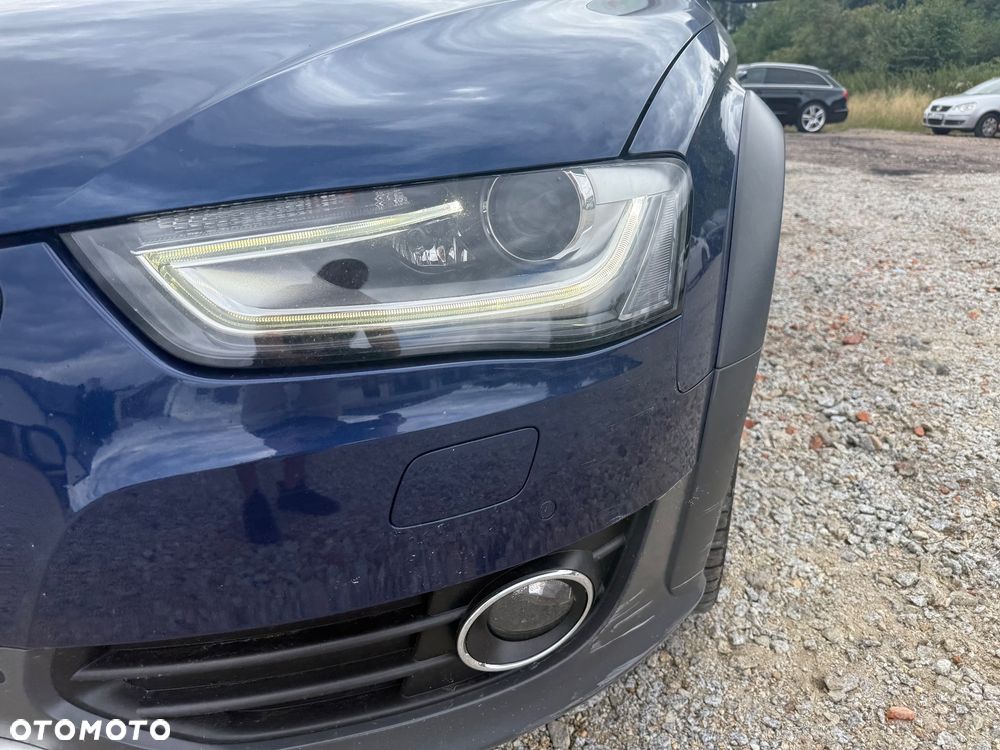 Audi A4 Allroad 3.0 TDI DPF S tronic - 25