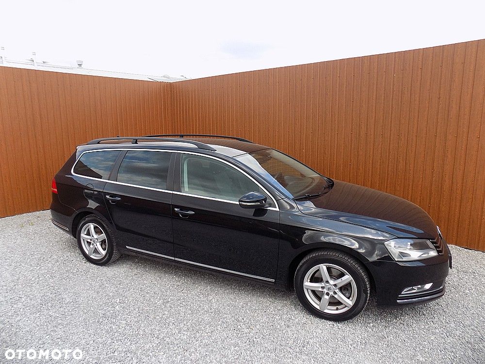 Volkswagen Passat Variant 2.0 Blue TDI DSG SCR Highline - 34