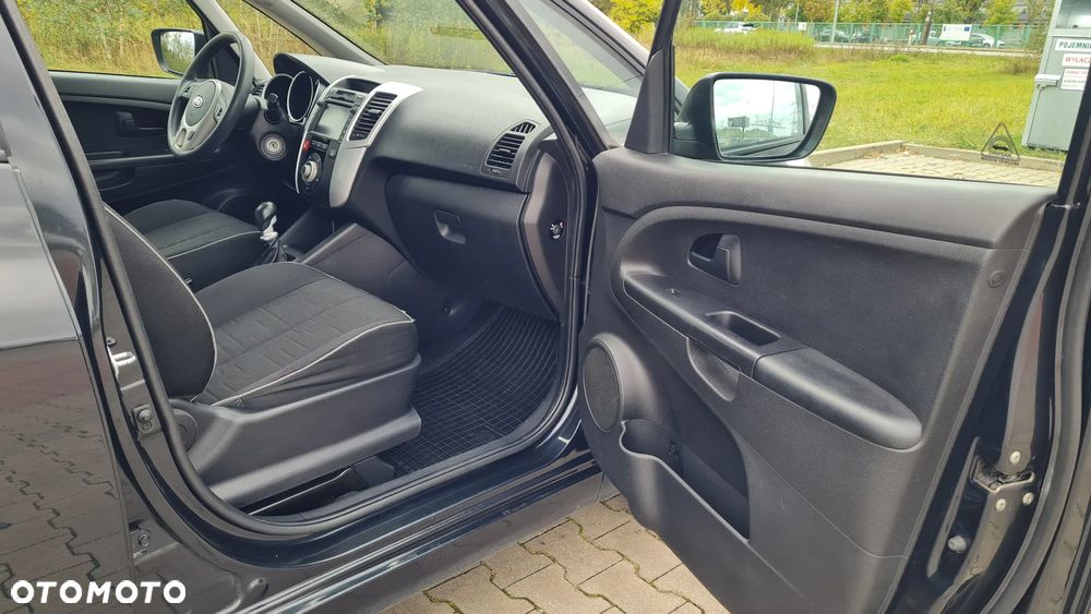Kia Venga 1.4 CVVT Attract - 16