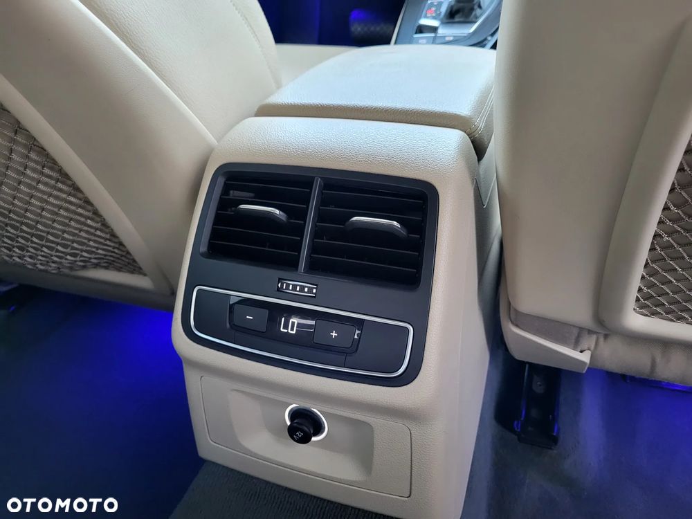 Audi A4 Limousine 2.0 TDI Quattro Sport S tronic - 32