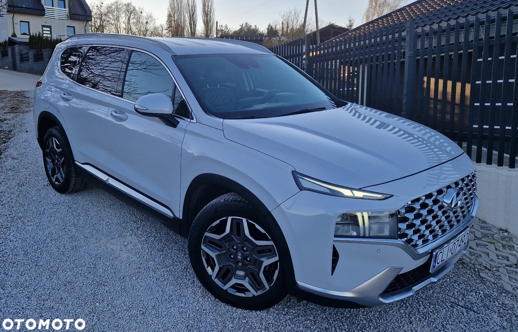 Hyundai Santa Fe 1.6 Plugin-Hybrid 4WD SEVEN Signature - 2