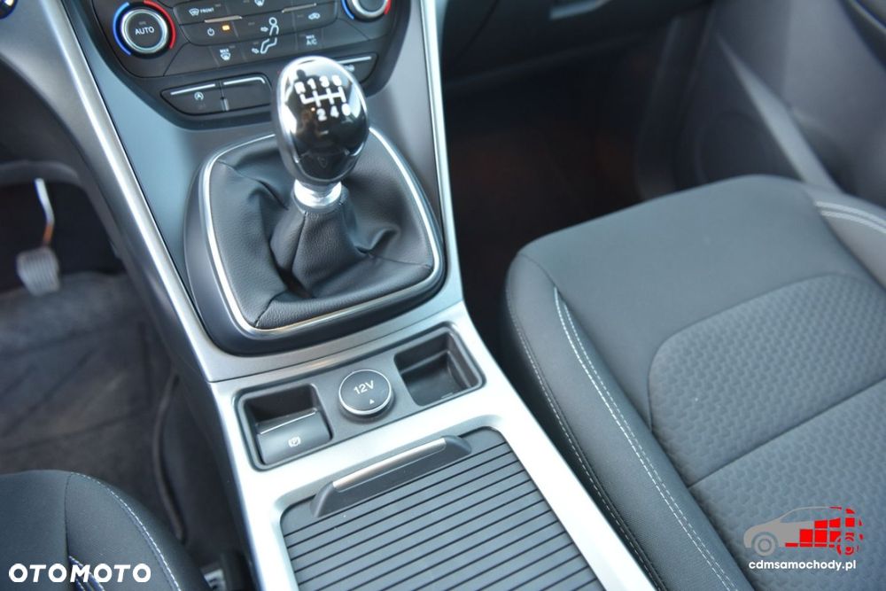 Ford Kuga - 29