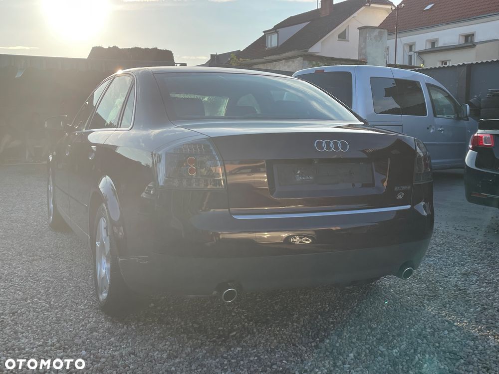 Audi A4 Limousine 1.8T - 10