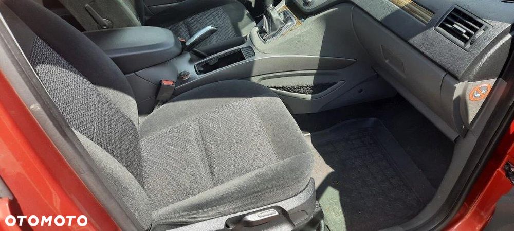 Ford C-MAX 2.0 Ghia - 8