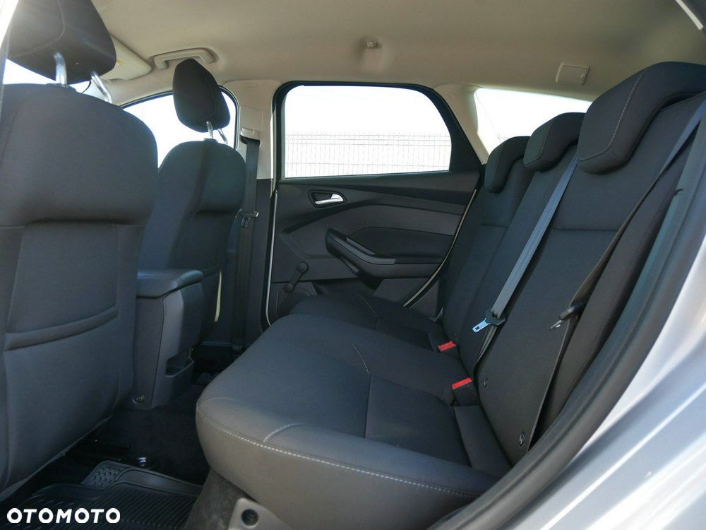 Ford Focus - 10