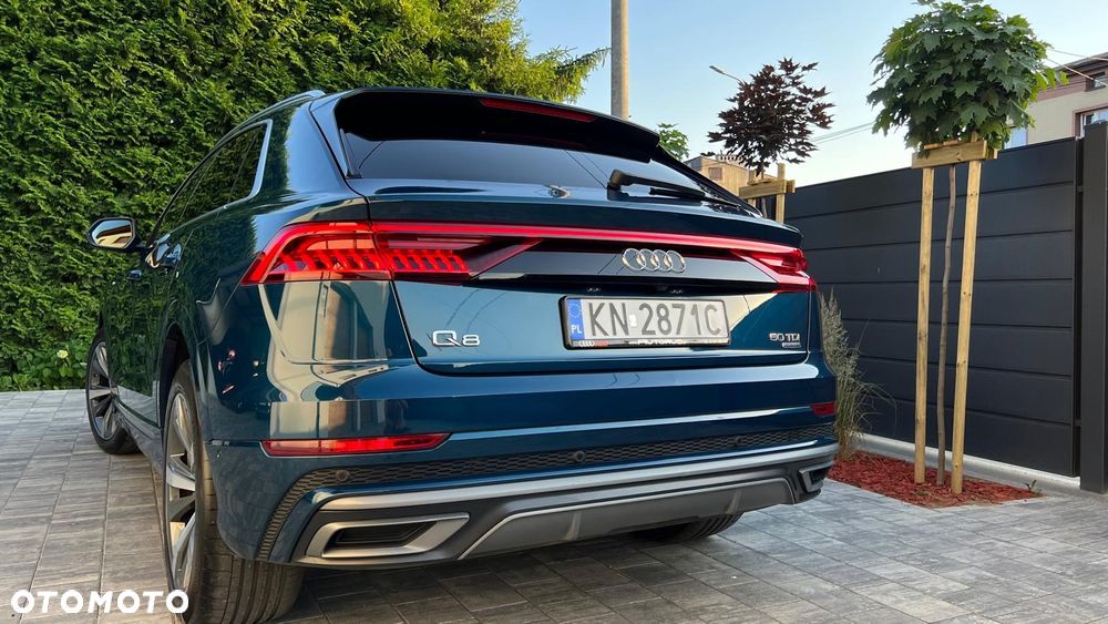 Audi Q8 - 9