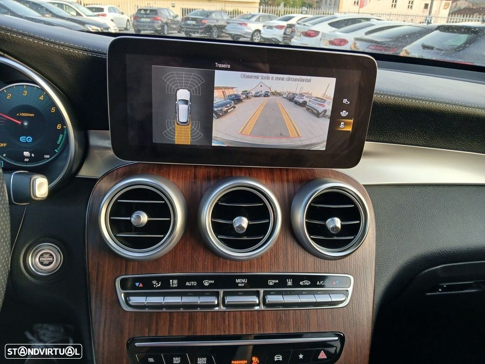 Mercedes-Benz GLC 300 de 4Matic 9G-TRONIC AMG Line - 27