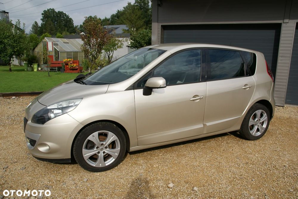 Renault Scenic 1.6 16V Authentique - 4