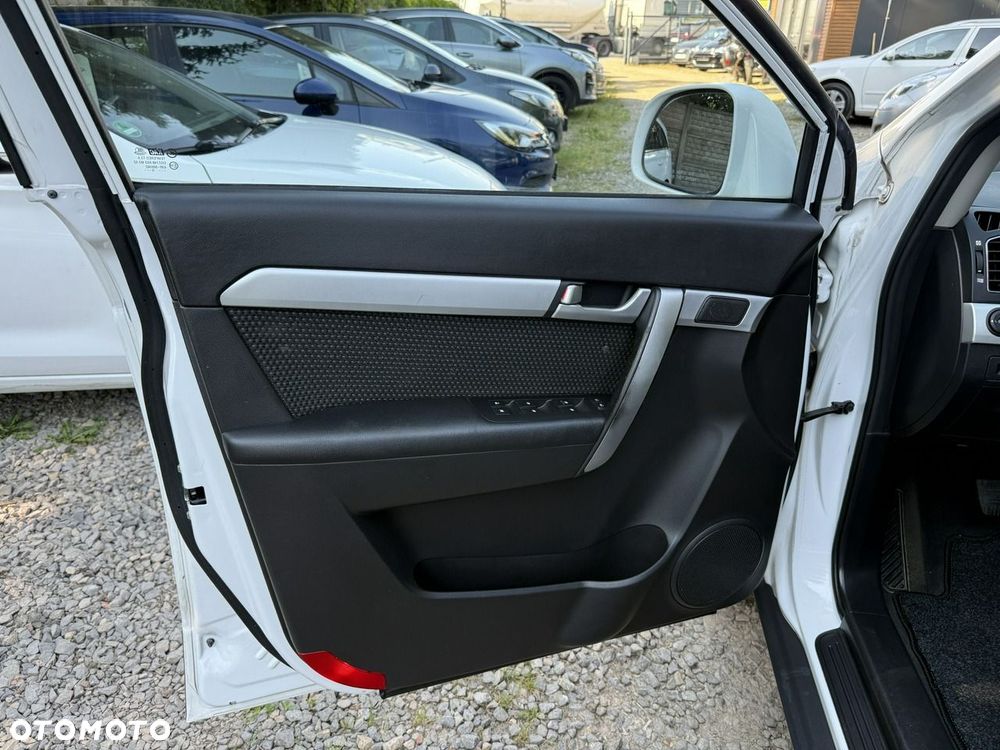Chevrolet Captiva - 13