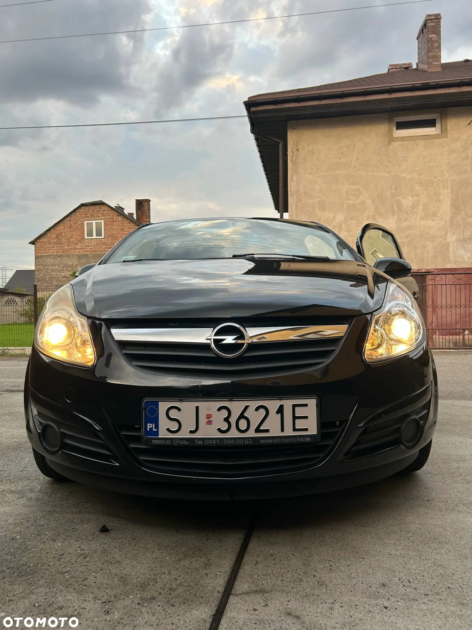 Opel Corsa 1.2 16V Enjoy - 3