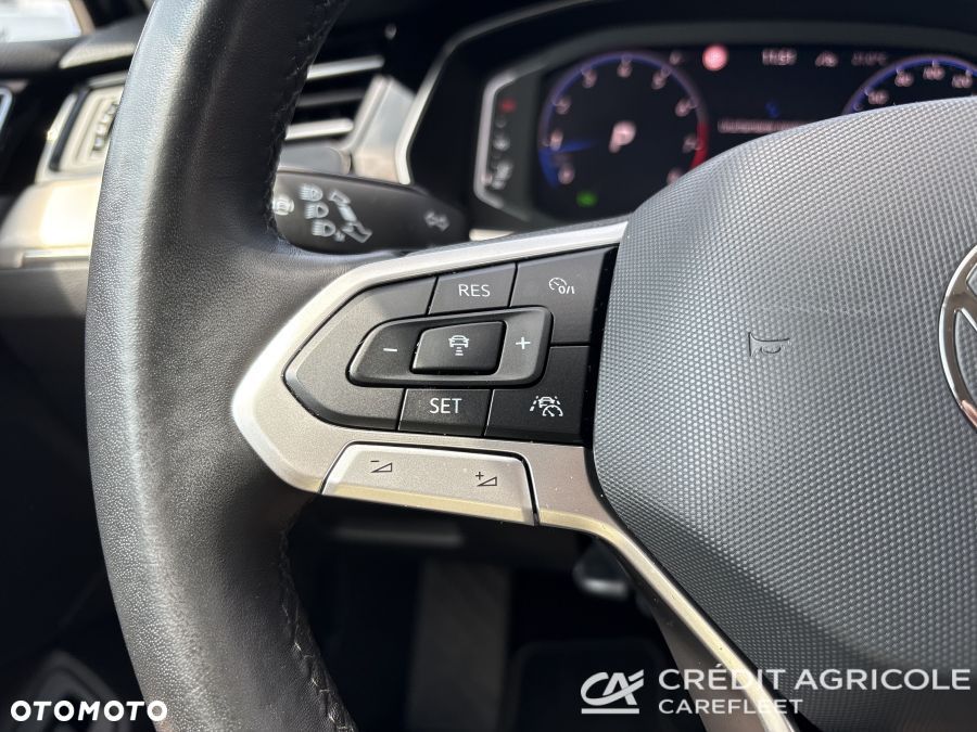Volkswagen Passat 2.0 TSI Elegance DSG - 26