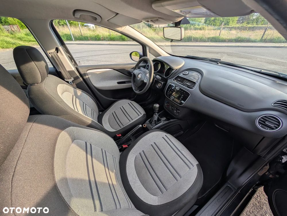 Fiat Punto Evo 1.4 8V Estiva Blue&Me - 10