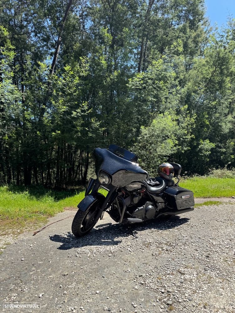 Harley-Davidson FLHXS Street glide - 3