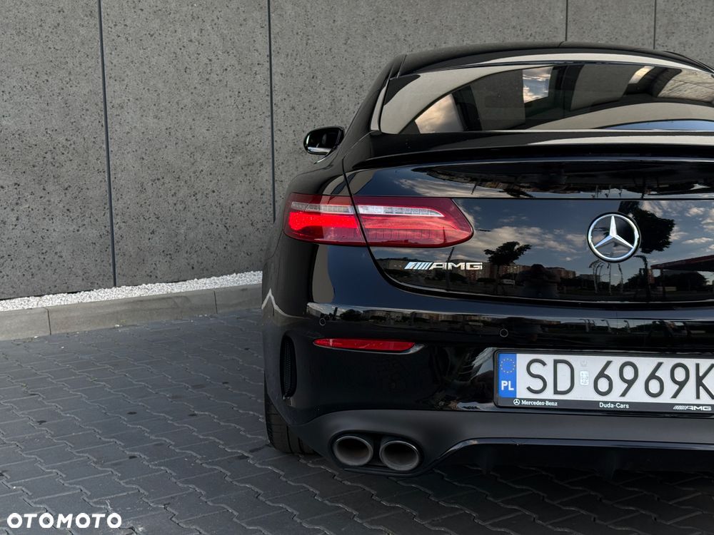 Mercedes-Benz Klasa E - 19