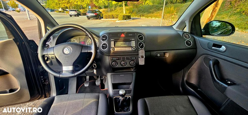 Volkswagen Golf - 9
