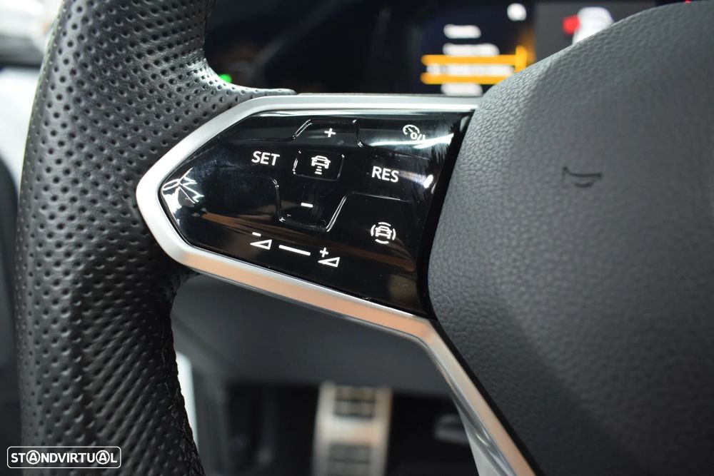 VW Golf 1.4 eHybrid OPF DSG GTE - 17