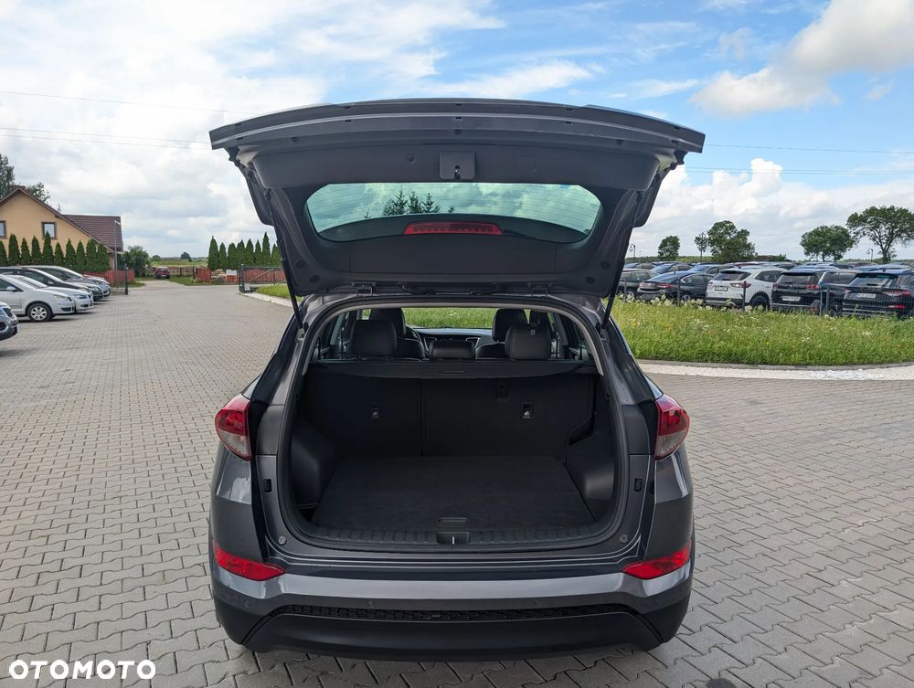 Hyundai Tucson 1.7 CRDI BlueDrive Style 2WD - 40