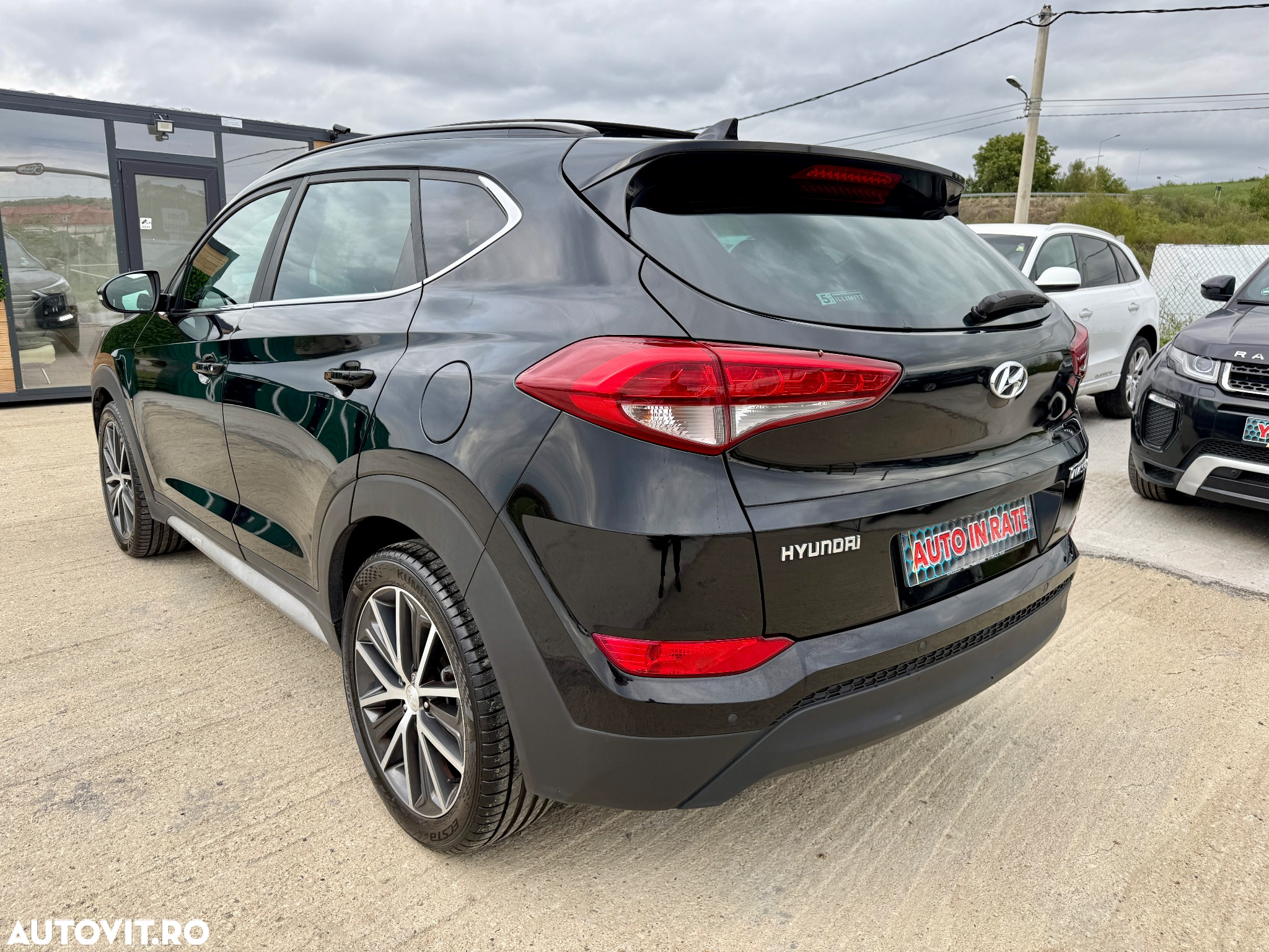 Hyundai Tucson blue 1.7 CRDi 2WD DCT Style - 3