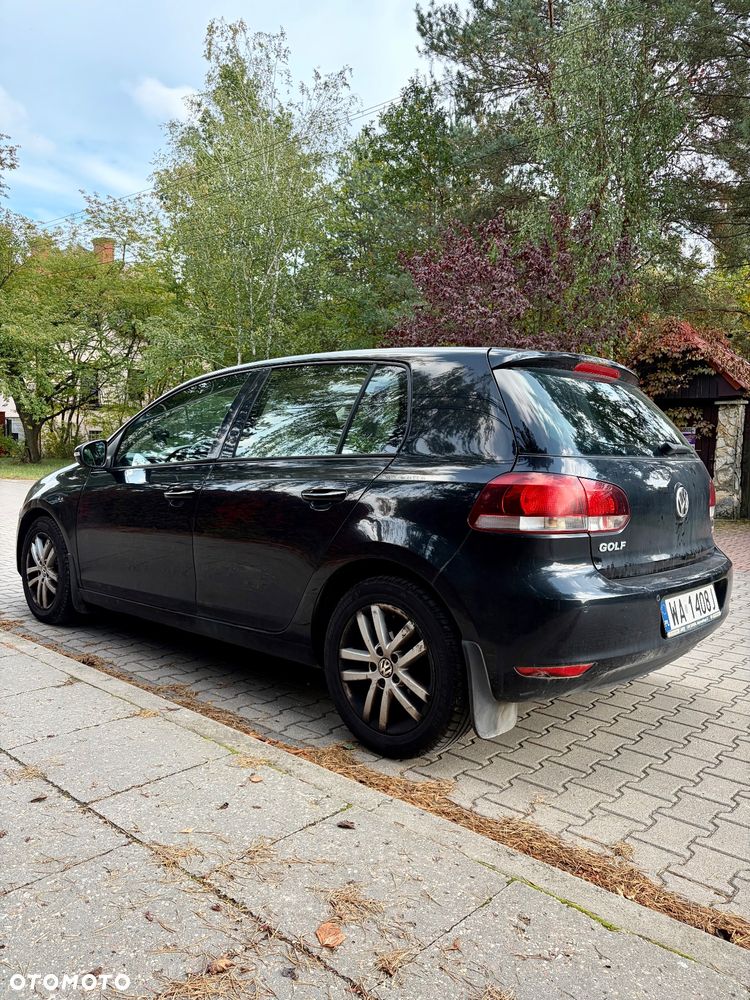 Volkswagen Golf VI 1.6 Highline DSG - 3