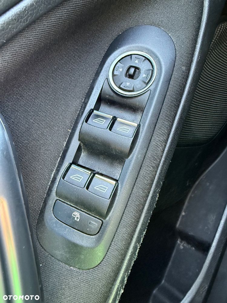 Ford S-Max 2.0 Viva Titanium - 18