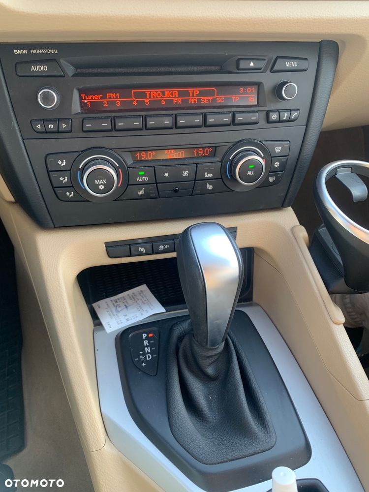 BMW X1 xDrive20d - 8