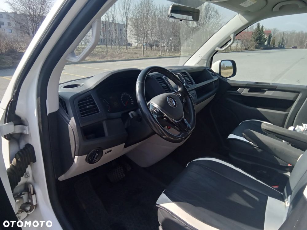 Volkswagen Transporter Caravelle DSG Kurz Comfortline - 12