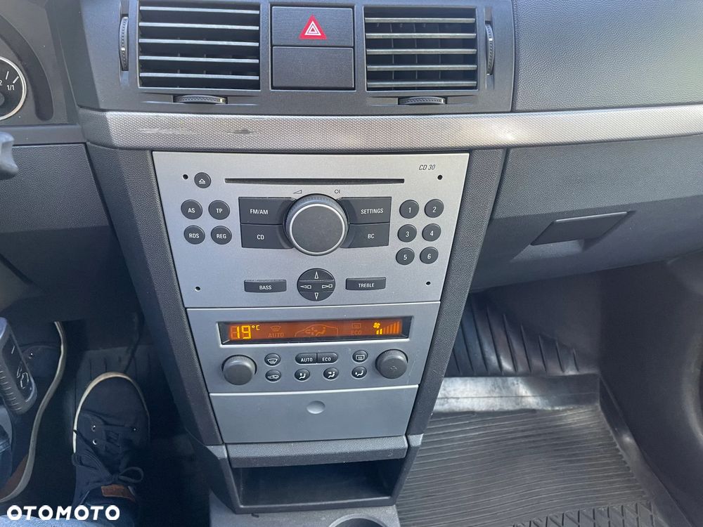 Opel Meriva 1.6 16V Cosmo - 12