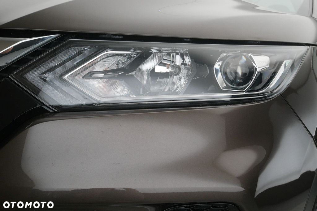 Nissan Qashqai - 13