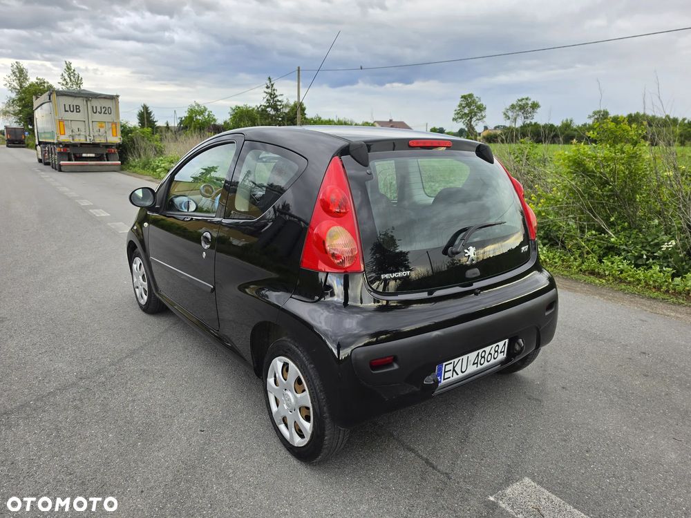 Peugeot 107 1.0 Happy - 4