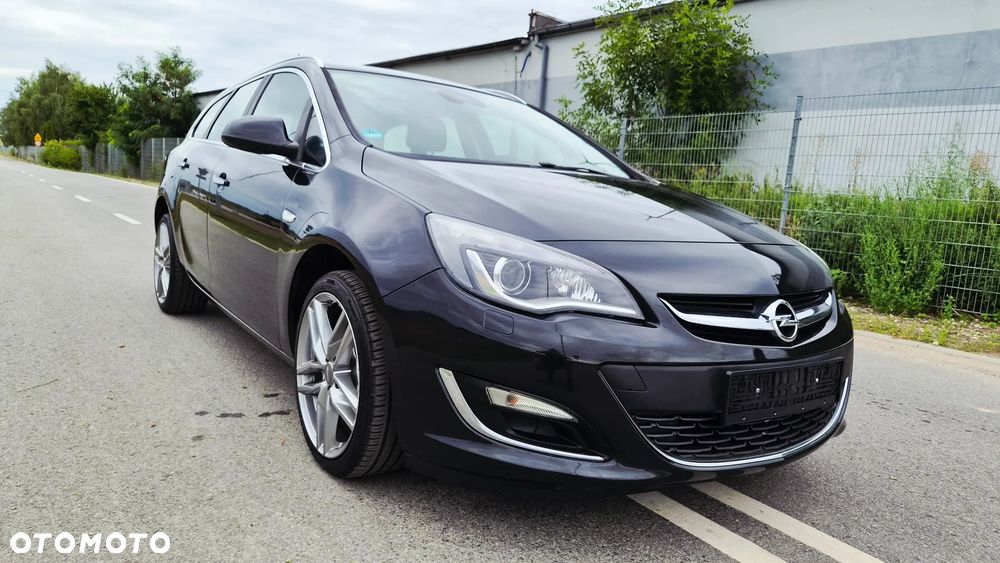 Opel Astra 1.4 T Cosmo - 12