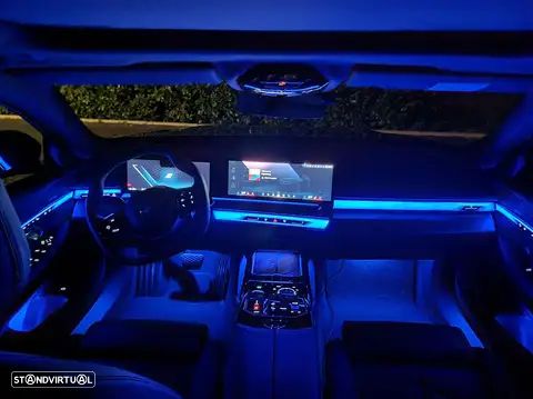 BMW i5 eDrive40 Edição Desportiva M - 30