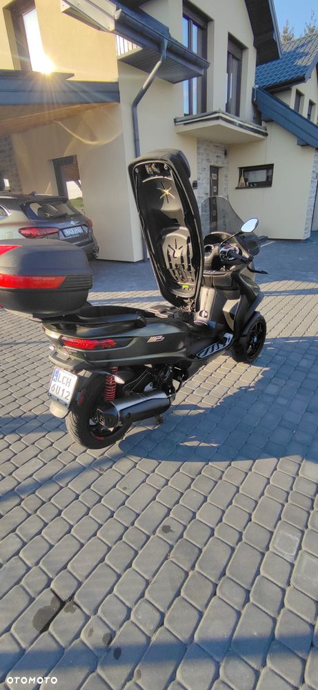 Piaggio MP-3 - 8