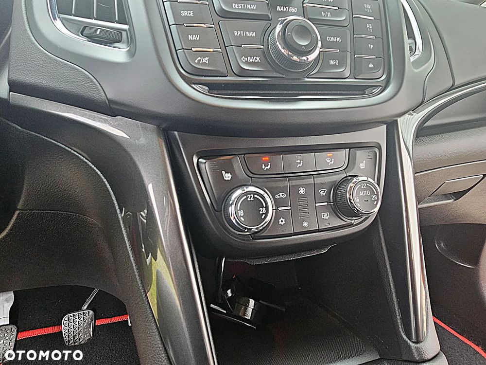 Opel Zafira - 26