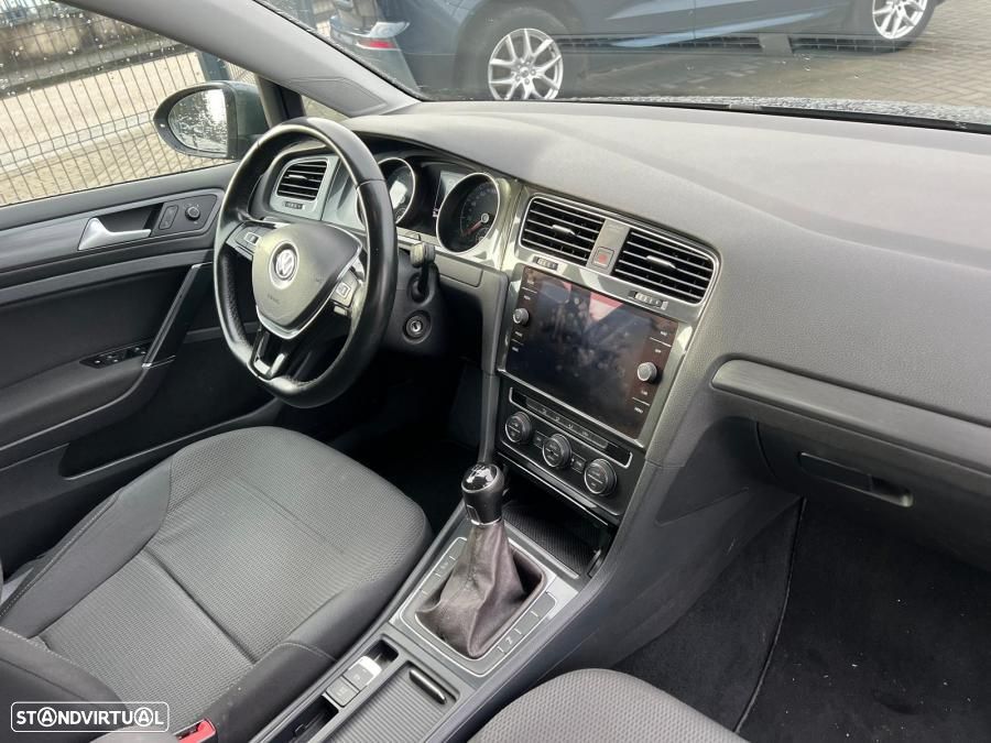VW Golf Variant 1.6 TDi Confortline - 8