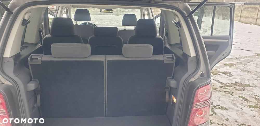 Volkswagen Touran 1.6 United - 13