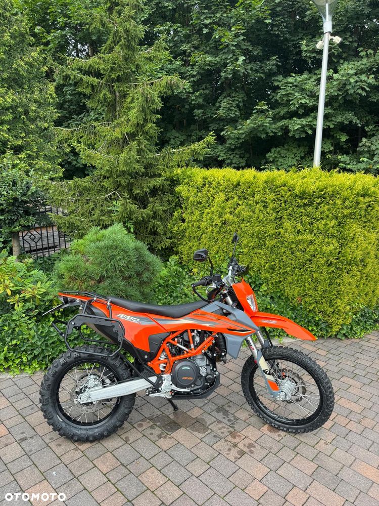 KTM Enduro 690 - 1