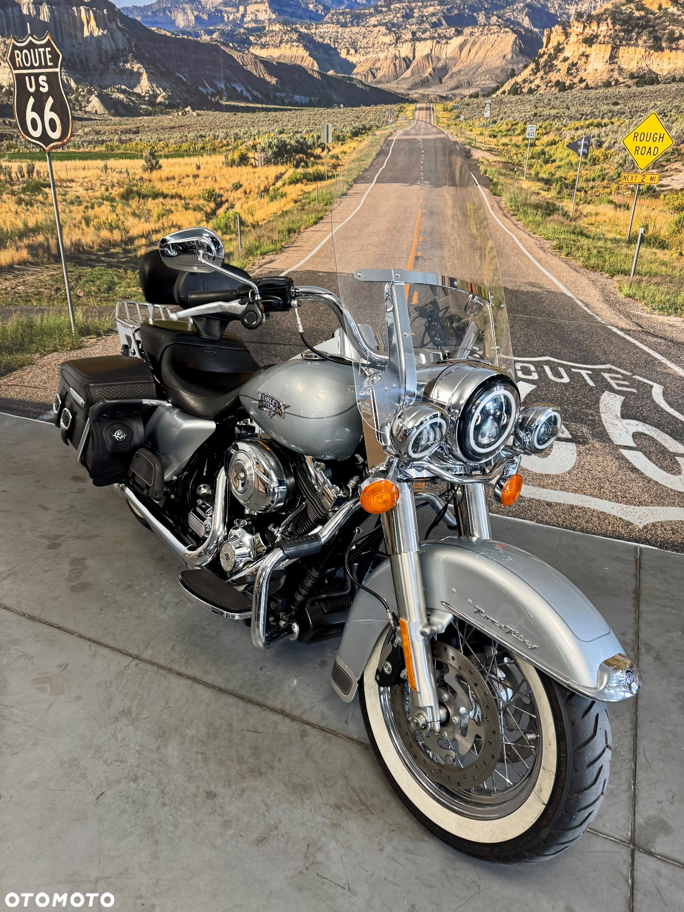 Harley-Davidson Touring Road King - 3