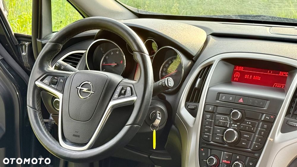 Opel Astra 1.4 Turbo Edition - 19