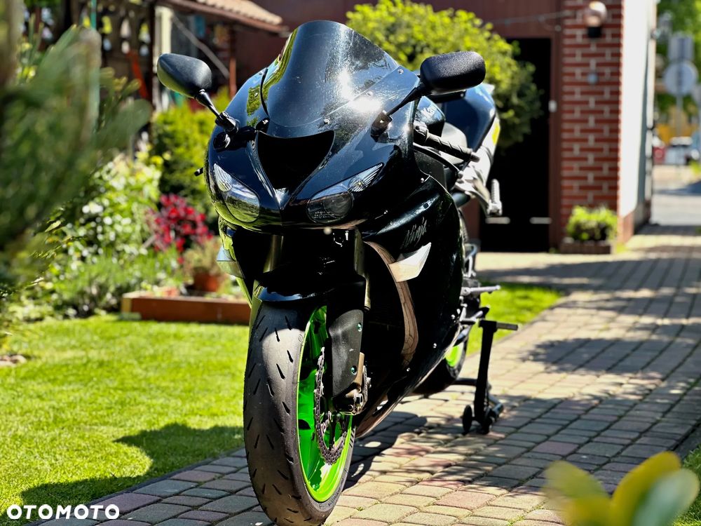 Kawasaki Ninja - 2
