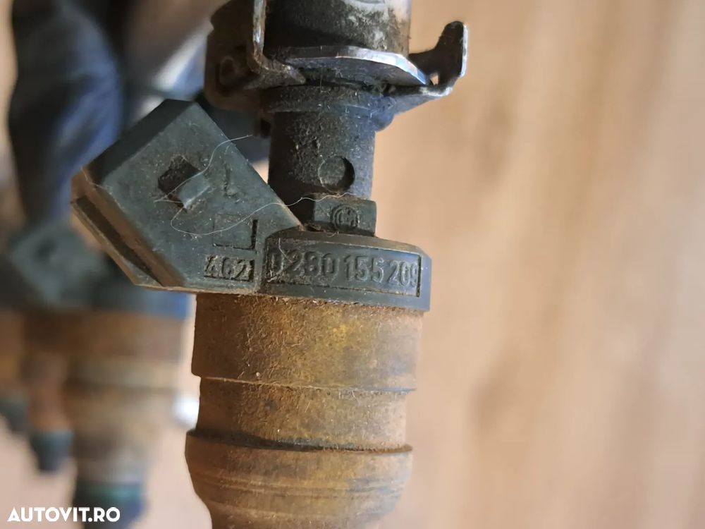 Rampa injectoare supapa retur 3.8 bar si 6 injectoare Originala Mercedes cod motor M104 E-class W124 1995-1995, S-class W140 1991-1998, C-class W202 - 6