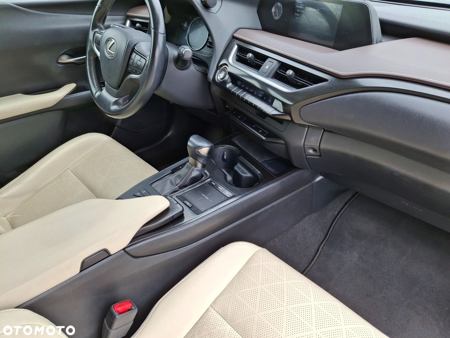 Lexus UX 200 Prestige 2WD - 14
