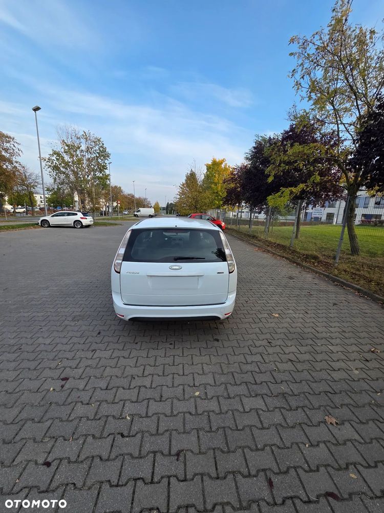 Ford Focus - 2