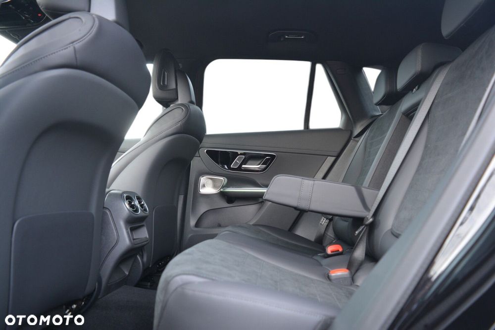 Mercedes-Benz GLC - 9